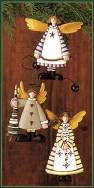 WW2470 Country style flying angel ornaments with heart, star and snowflake motifs